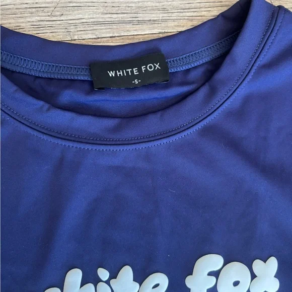 White Fox Boutique Era 8 Baby Tee Nautical Small - Picture 7 of 7